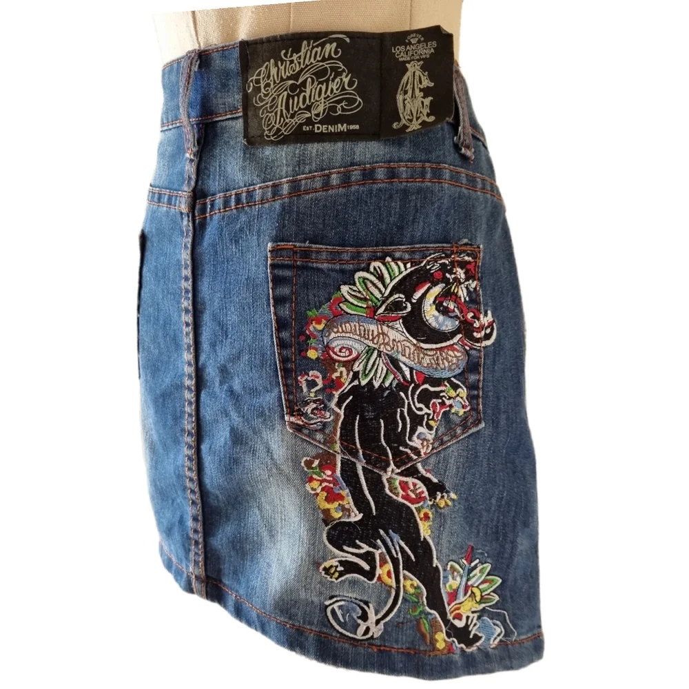 Christian Audigier Mini Denim Y2K Embroidered Panther Skirt Size 31 (Size 12) - Picture 1 of 13